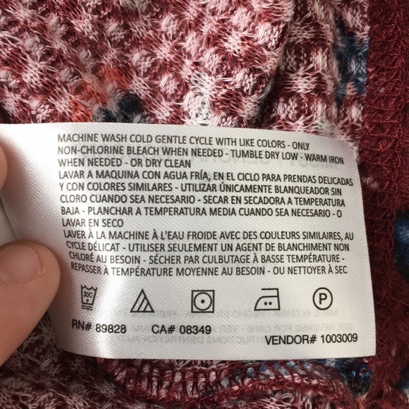 William Rast Burgundy Floral Waffle Knit Top - Picture 8 of 10